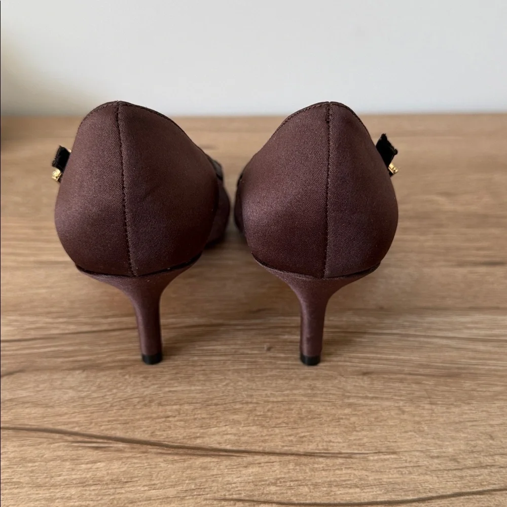 NINA Dark Brown Mesh Pointed 2.5” Heels w/tiny sequins, Size 5 - Picture 9 of 11